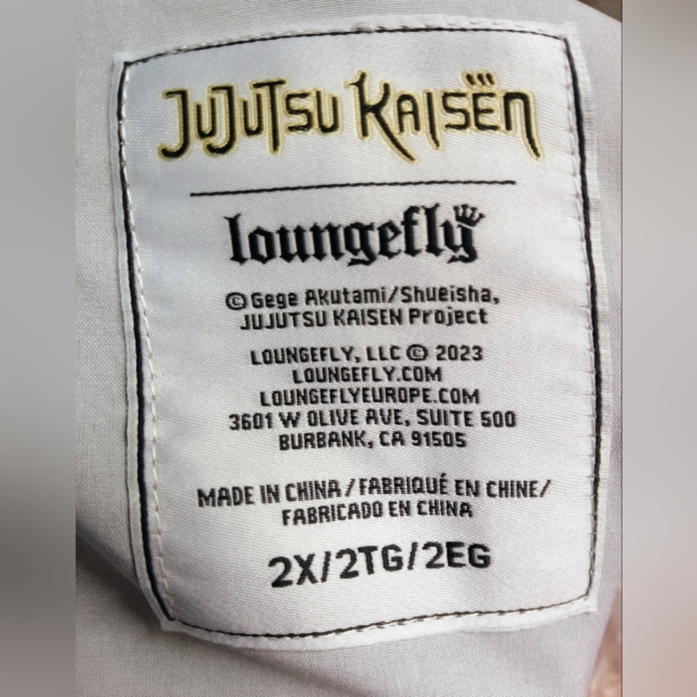 Loungefly Juju Kaisen Button Up 2X - Picture 5 of 7